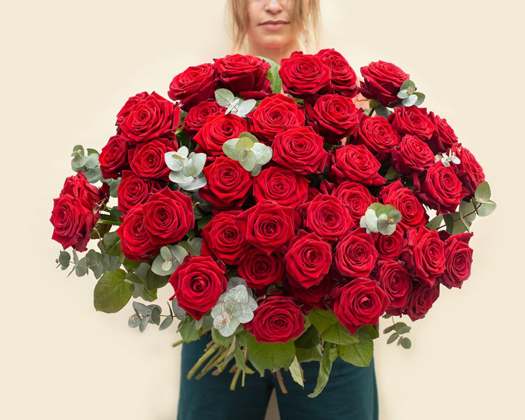 Deluxe Passion Bouquet